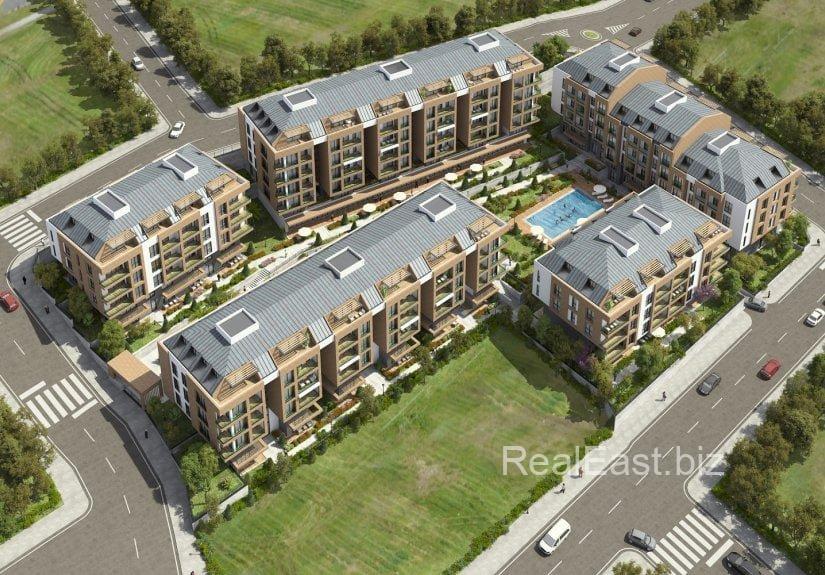 Elegant Apartment Living Near the Marina